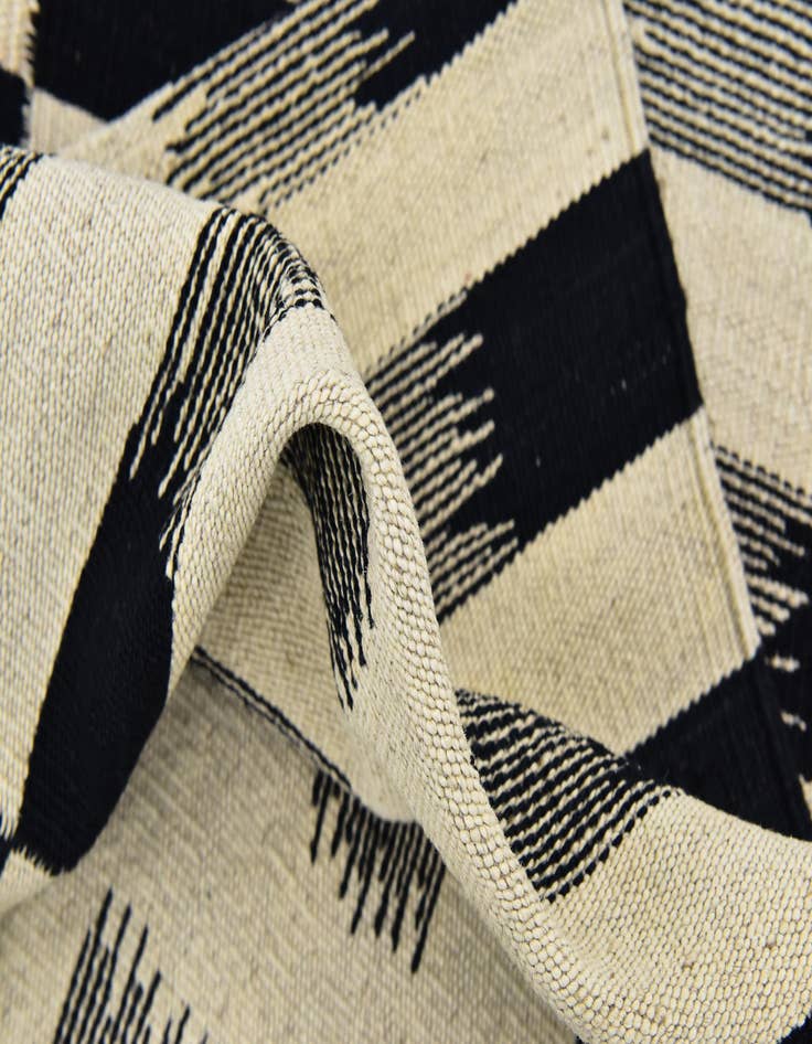 Detail image of  6' 2 x 7' 10  Hand Woven Kilim Modern Wool Rug