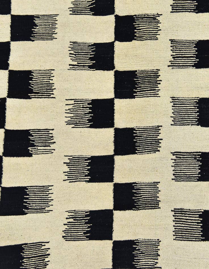 Detail image of  6' 2 x 7' 10  Hand Woven Kilim Modern Wool Rug