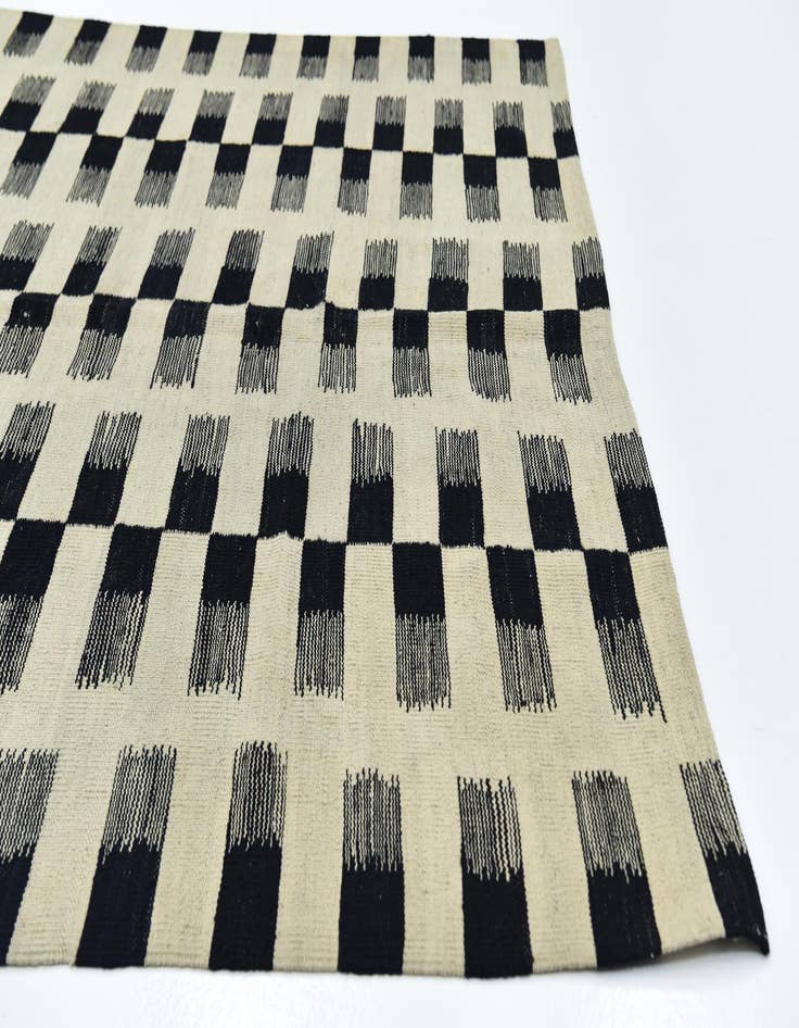 Detail image of  6' 2 x 7' 10  Hand Woven Kilim Modern Wool Rug