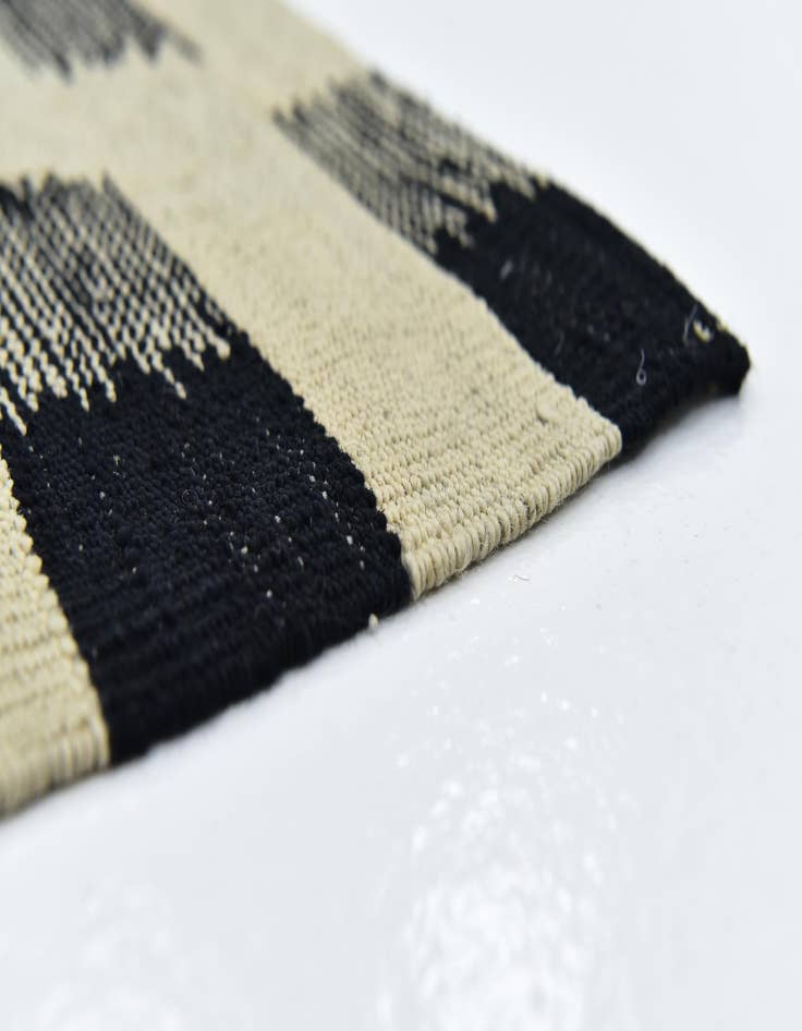 Detail image of  6' 2 x 7' 10  Hand Woven Kilim Modern Wool Rug