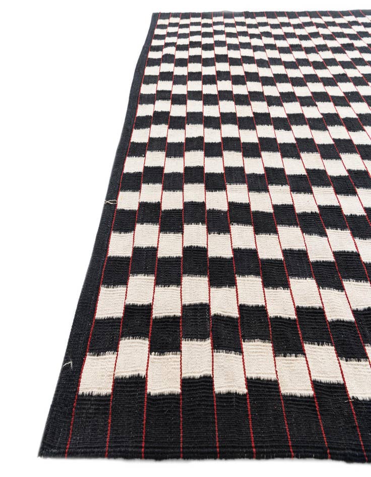 Detail image of  5' 9 x 7' 8  Hand Woven Kilim Modern Wool Rug