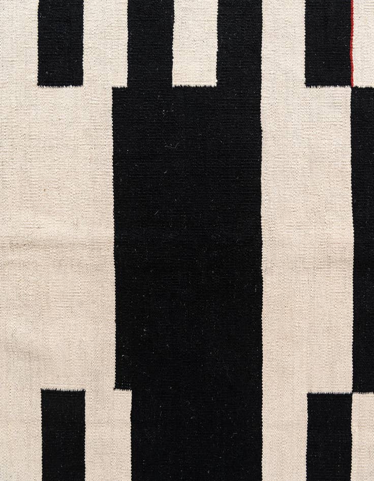 Detail image of  5' 9 x 7' 8  Hand Woven Kilim Modern Wool Rug