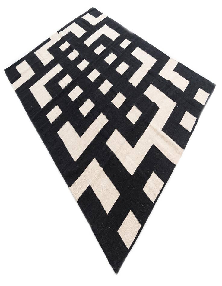 Detail image of  5' 9 x 7' 10  Hand Woven Kilim Modern Wool Rug