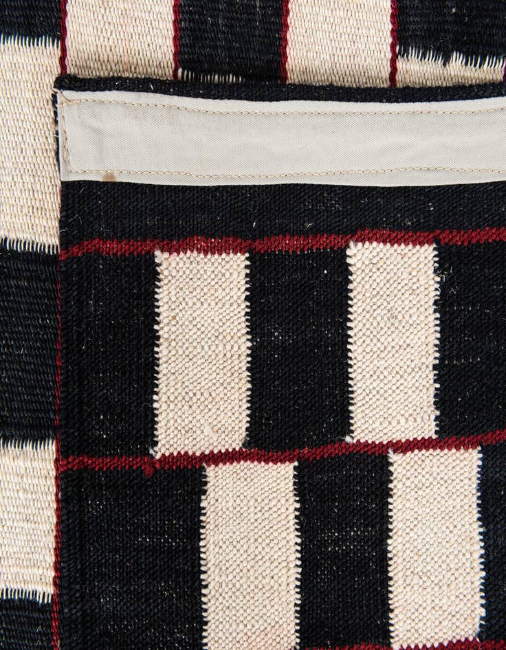 Detail image of  5' x 6' 4  Hand Woven Kilim Modern Wool Rug