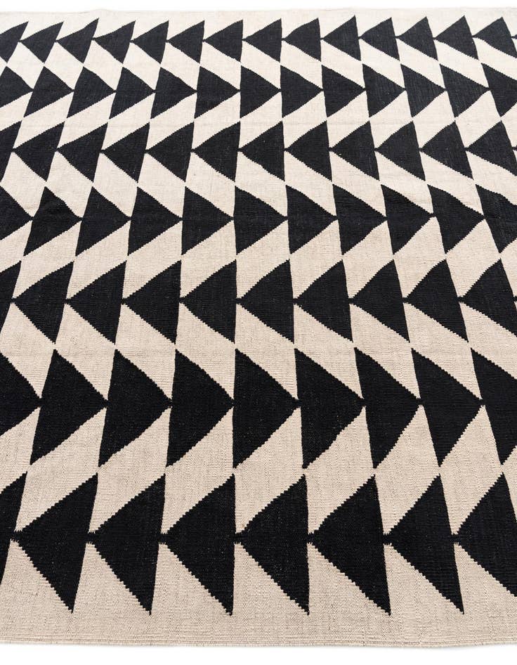 Detail image of  6' 9 x 9' 6  Hand Woven Kilim Modern Wool Rug