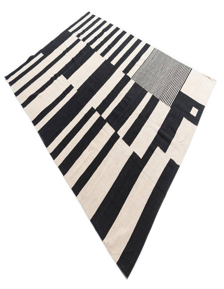 Detail image of  6' 9 x 10' 7  Hand Woven Kilim Modern Wool Rug