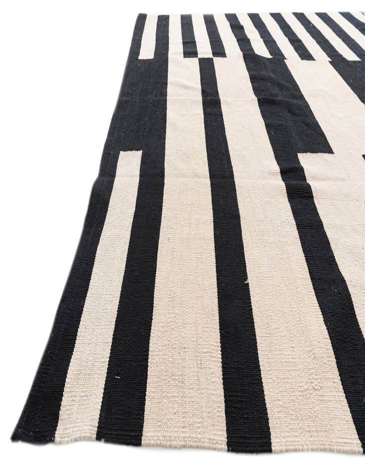 Detail image of  6' 9 x 10' 7  Hand Woven Kilim Modern Wool Rug