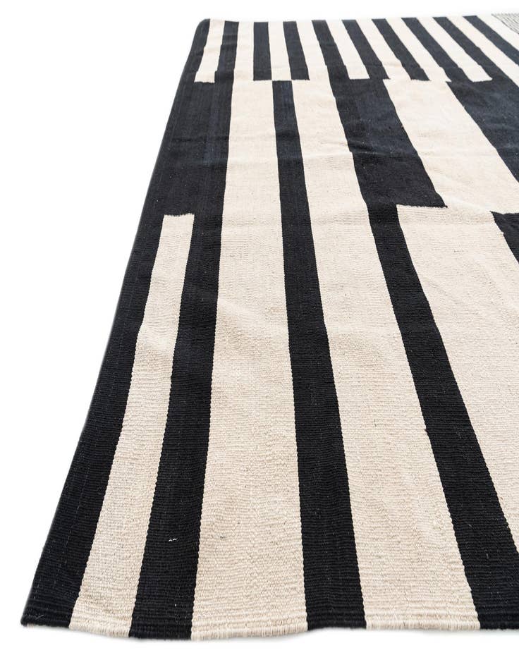 Detail image of  6' 7 x 9' 10  Hand Woven Kilim Modern Wool Rug