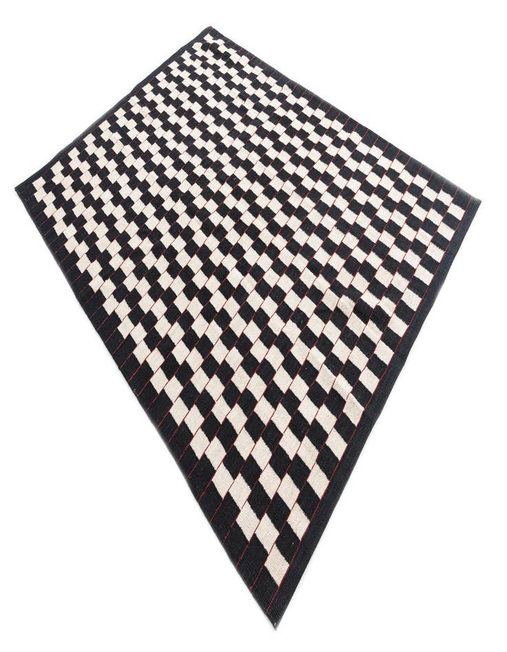 Detail image of  5' 9 x 7' 8  Hand Woven Kilim Modern Wool Rug