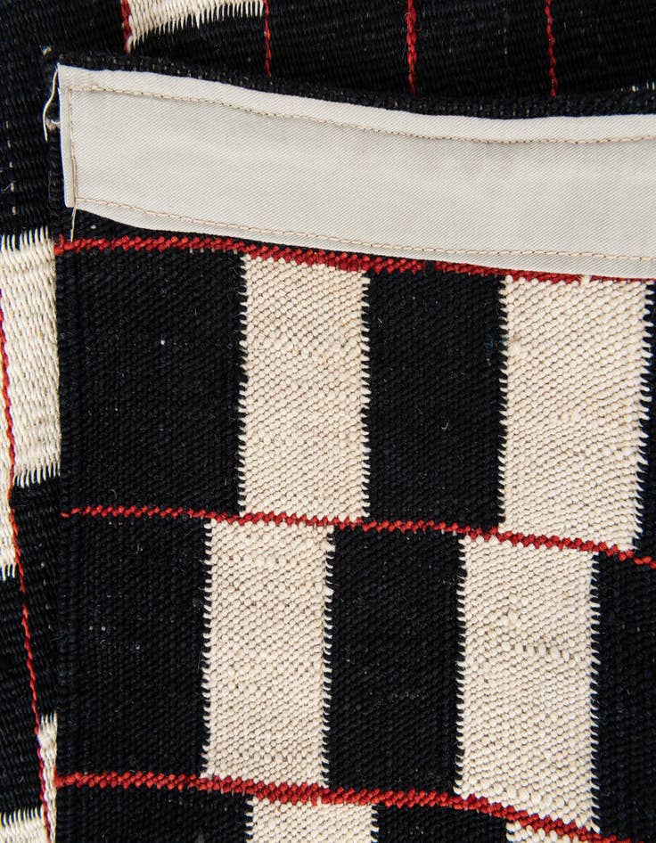 Detail image of  5' 10 x 7' 6  Hand Woven Kilim Modern Wool Rug