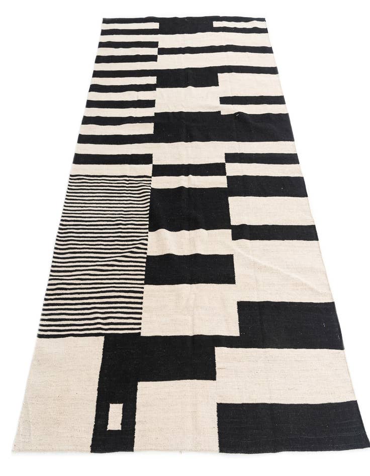 Detail image of  5' 7 x 7' 10  Hand Woven Kilim Modern Wool Rug