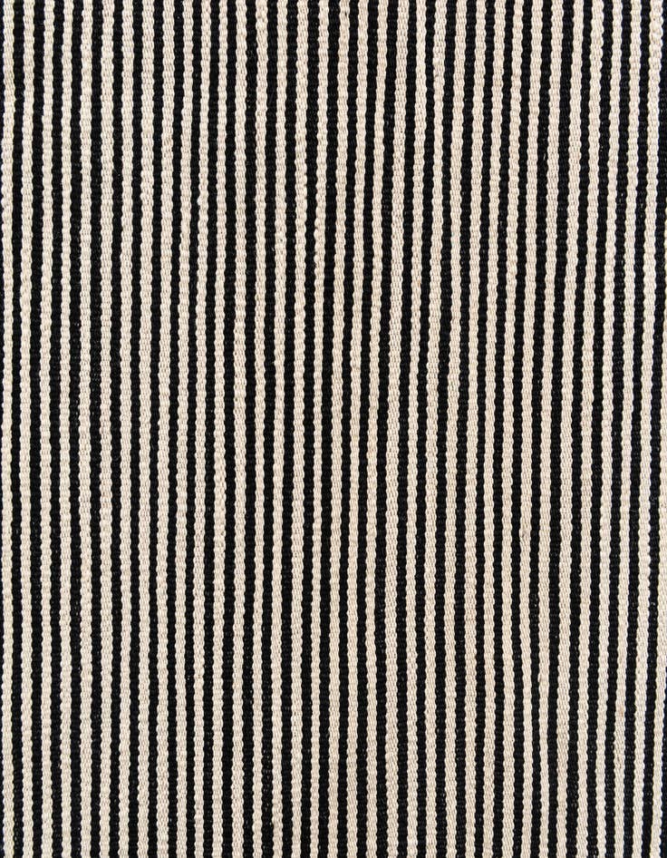 Detail image of  5' 7 x 7' 10  Hand Woven Kilim Modern Wool Rug