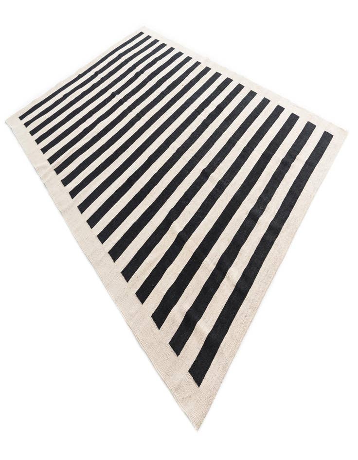 Detail image of  6' 9 x 9' 7  Hand Woven Kilim Modern Wool Rug