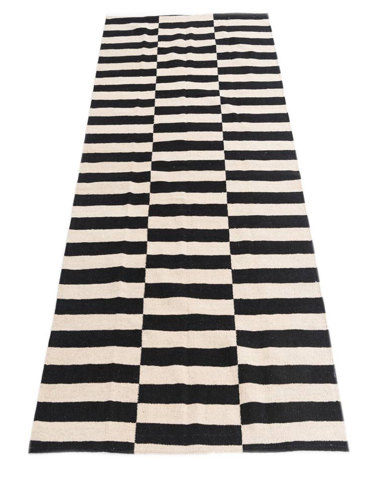 Detail image of  3' 1 x 5' 9  Hand Woven Kilim Modern Wool Rug