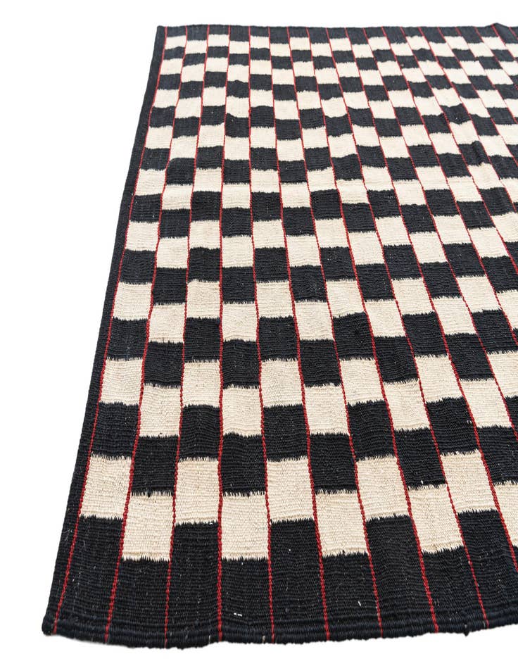 Detail image of  4' 2 x 5' 9  Hand Woven Kilim Modern Wool Rug