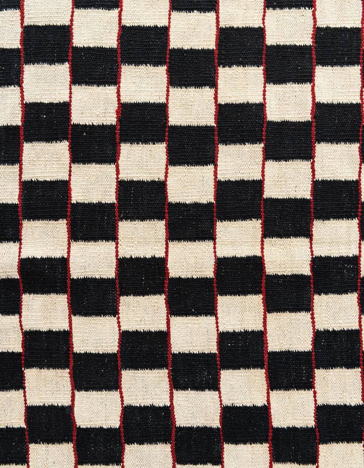 Detail image of  4' 2 x 5' 9  Hand Woven Kilim Modern Wool Rug