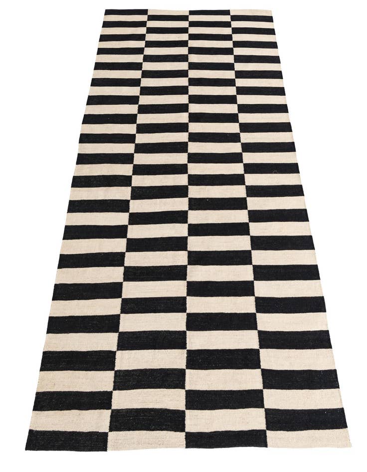 Detail image of  5' 7 x 7' 9  Hand Woven Kilim Modern Wool Rug