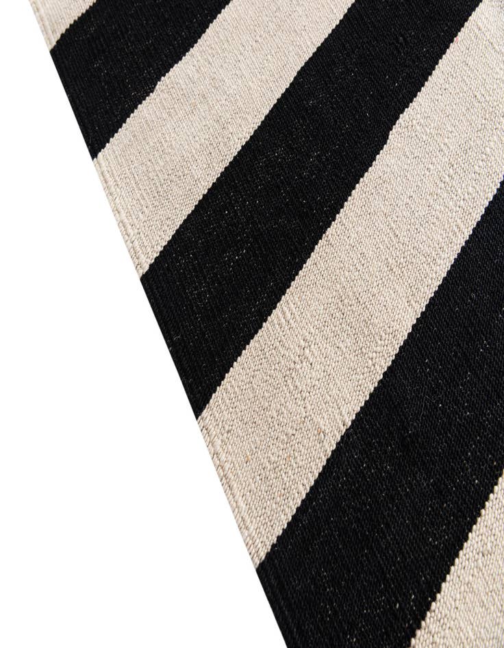 Detail image of  6' 7 x 9' 9  Hand Woven Kilim Modern Wool Rug