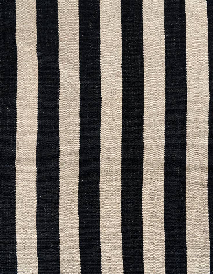 Detail image of  8' 3 x 9' 6  Hand Woven Kilim Modern Wool Rug