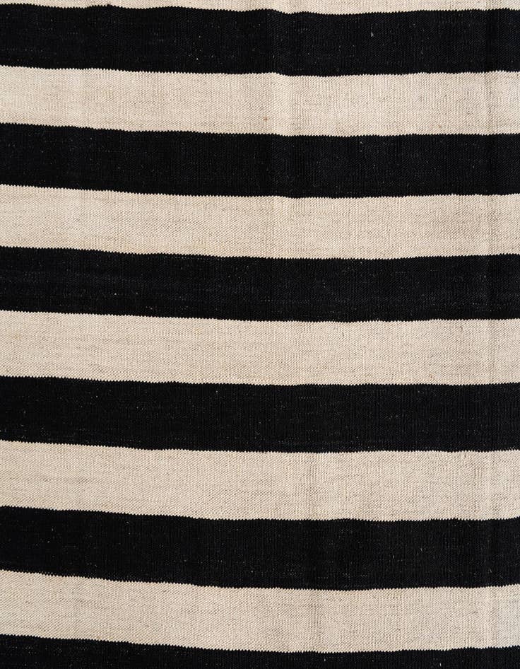 Detail image of  7' x 9' 7  Hand Woven Kilim Modern Wool Rug