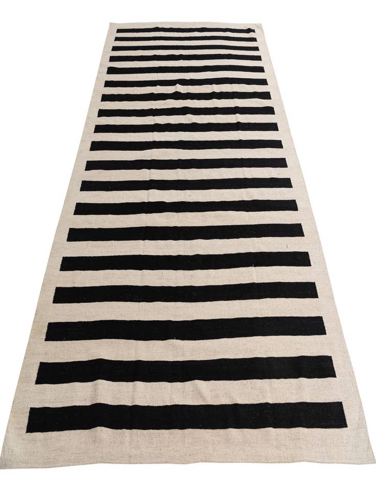 Detail image of  6' 7 x 9' 9  Hand Woven Kilim Modern Wool Rug