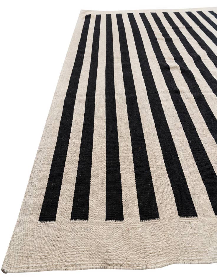 Detail image of  6' 7 x 9' 9  Hand Woven Kilim Modern Wool Rug