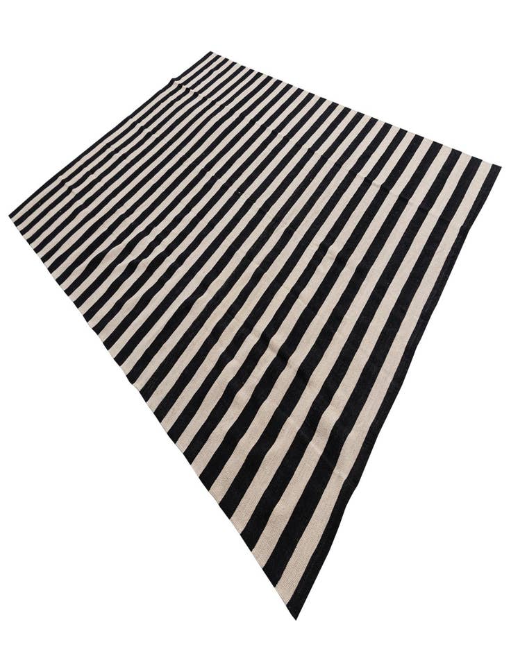 Detail image of  8' 4 x 11' 2  Hand Woven Kilim Modern Wool Rug