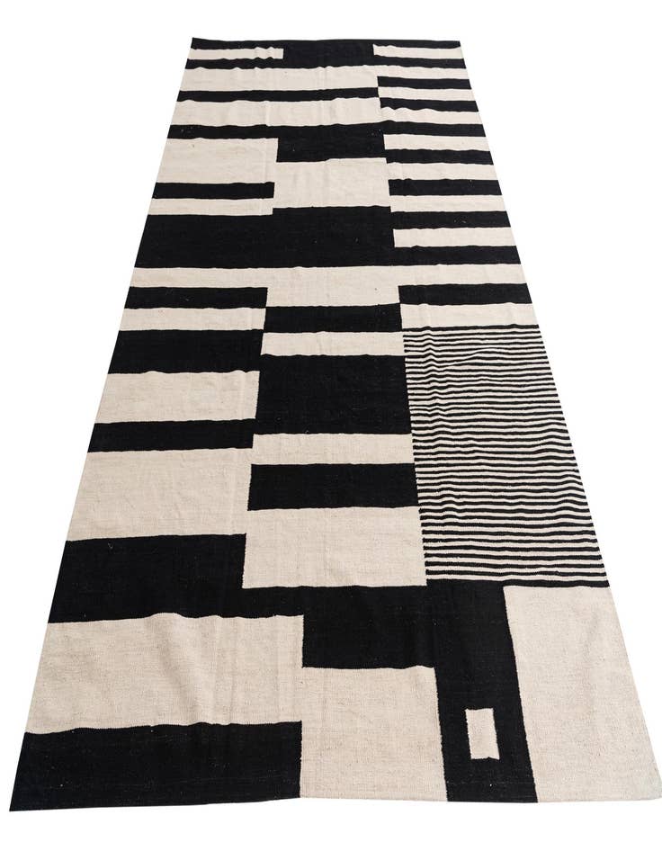 Detail image of  6' 7 x 8' 7  Hand Woven Kilim Modern Wool Rug