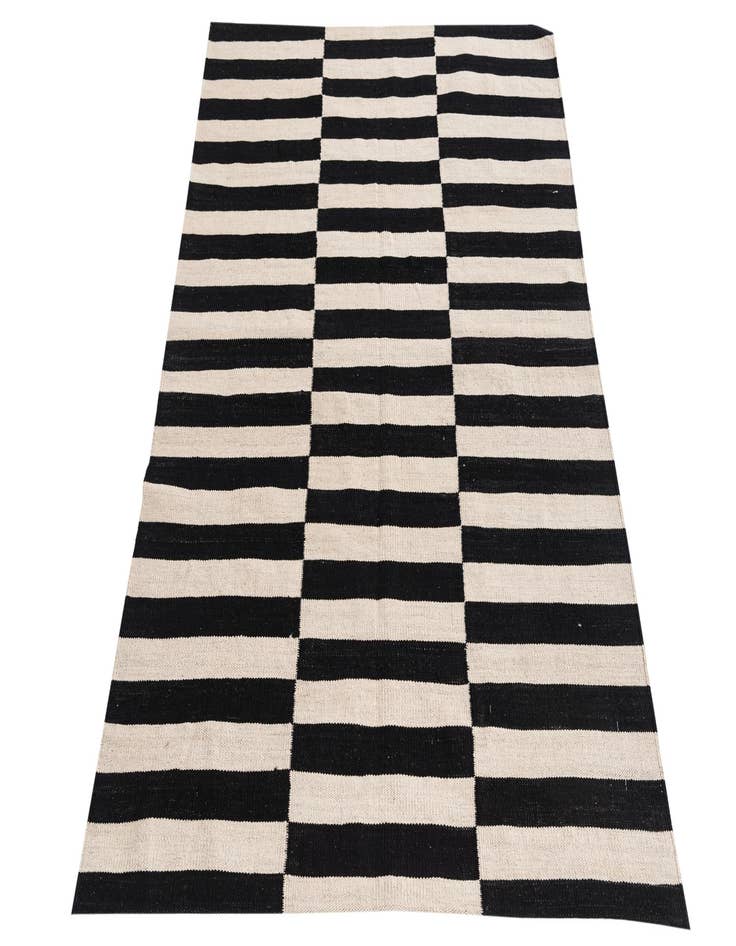 Detail image of  4' x 5' 6  Hand Woven Kilim Modern Wool Rug