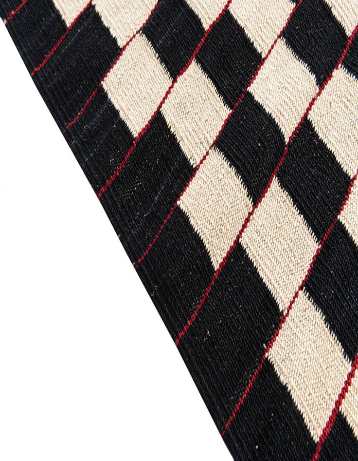 Detail image of  4' 2 x 5' 9  Hand Woven Kilim Modern Wool Rug