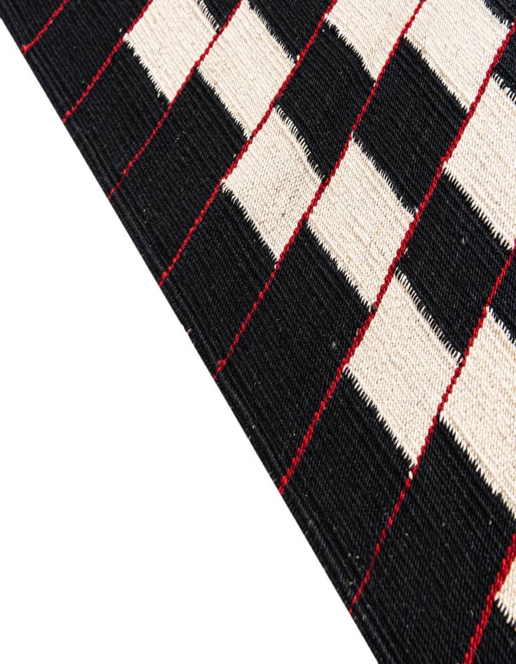 Detail image of  4' 5 x 5' 10  Hand Woven Kilim Modern Wool Rug