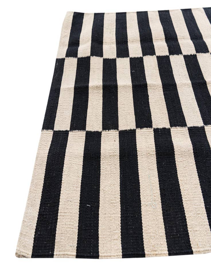 Detail image of  2' 8 x 4'  Hand Woven Kilim Modern Wool Rug