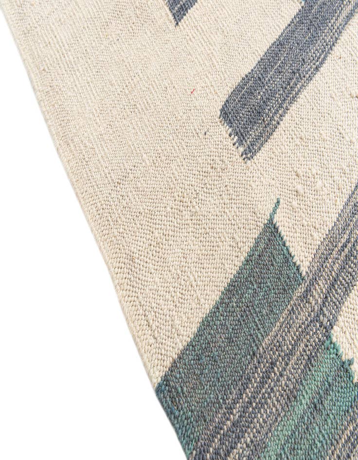 Detail image of  5' 10 x 7' 10  Hand Woven Kilim Modern Wool Rug