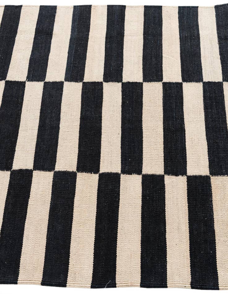 Detail image of  3' 5 x 4' 9  Hand Woven Kilim Modern Wool Rug