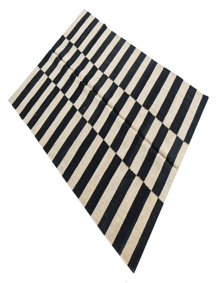 Detail image of  3' 4 x 4' 10  Hand Woven Kilim Modern Wool Rug