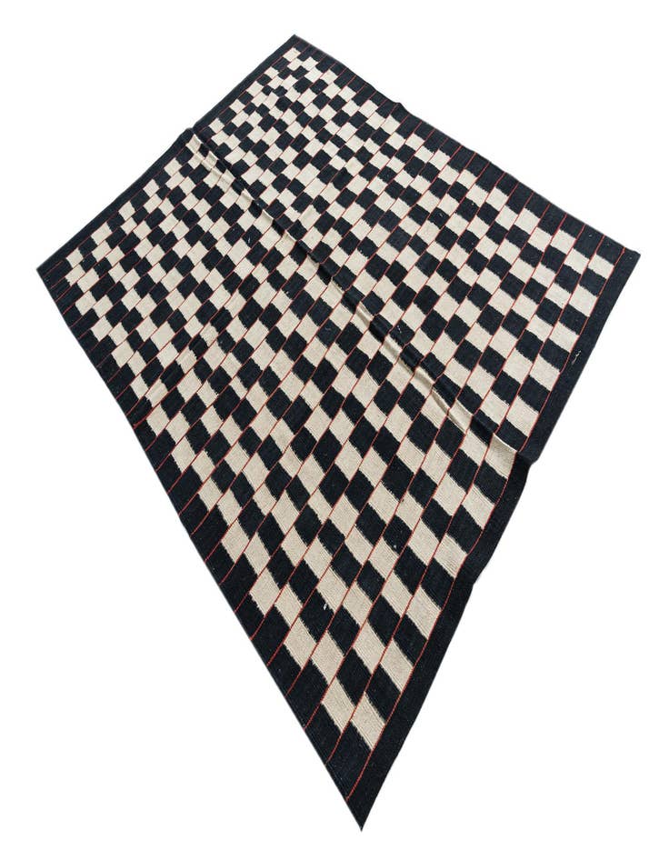 Detail image of  5' 1 x 6' 3  Hand Woven Kilim Modern Wool Rug