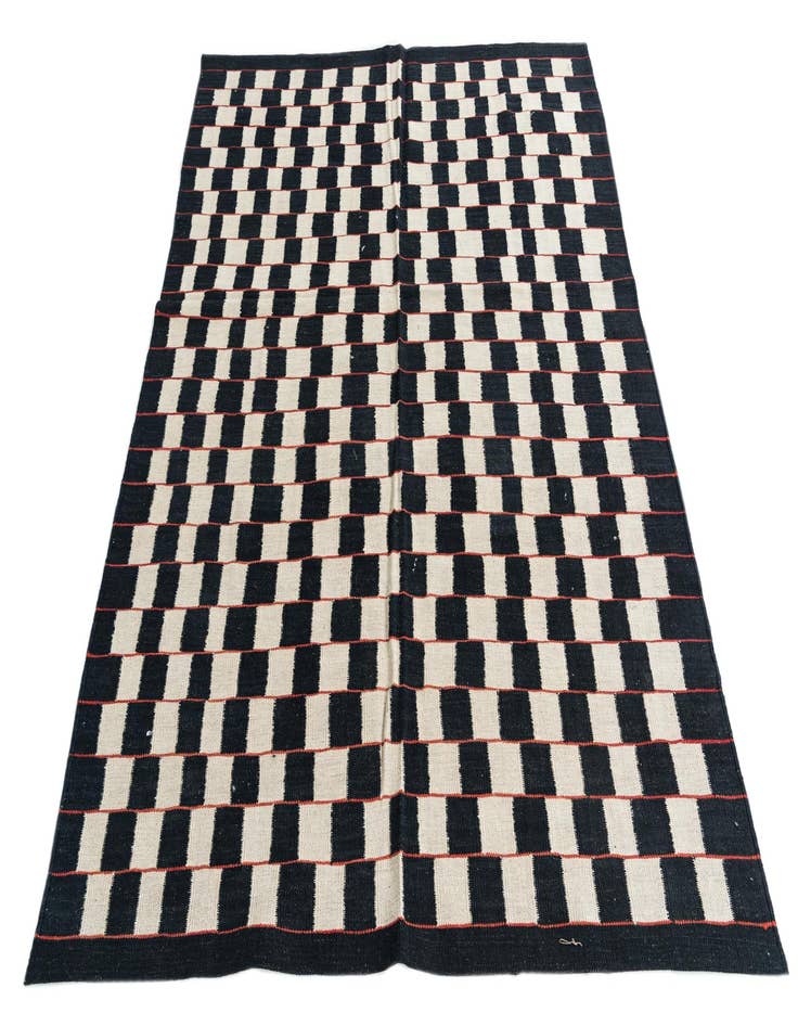 Detail image of  5' 1 x 6' 3  Hand Woven Kilim Modern Wool Rug
