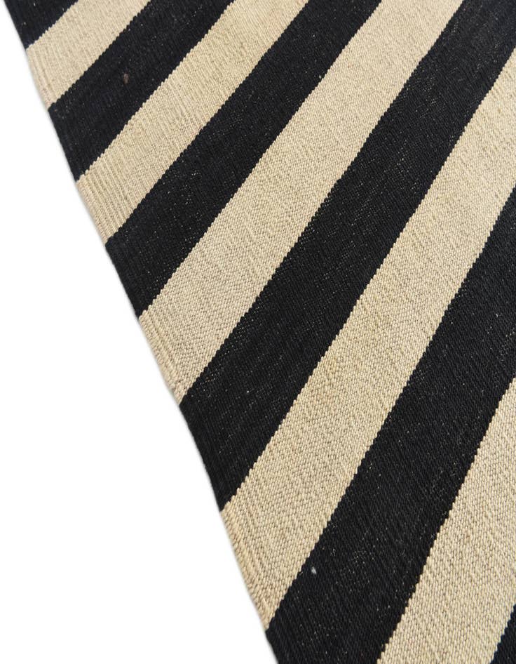 Detail image of  10' 6 x 12' 10  Hand Woven Kilim Modern Wool Rug