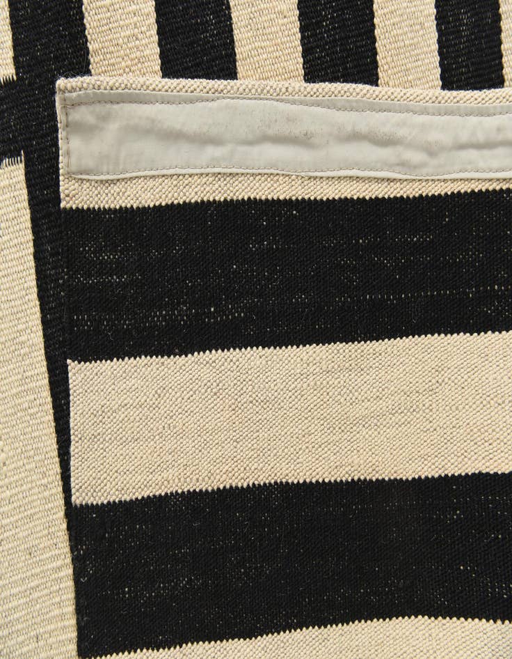Detail image of  8' 3 x 9' 9  Hand Woven Kilim Modern Wool Rug