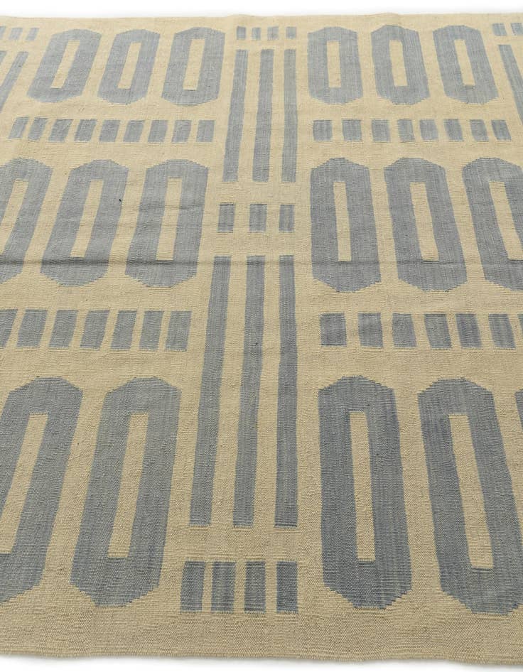 Detail image of  6' 6 x 9' 5  Hand Woven Kilim Modern Wool Rug