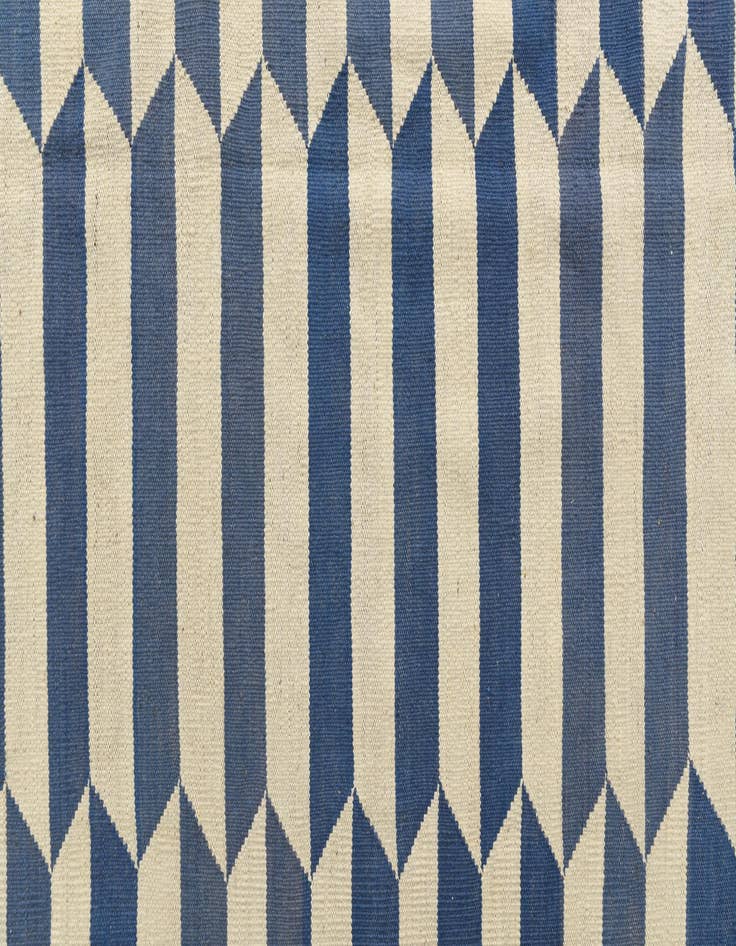 Detail image of  6' 9 x 9' 6  Hand Woven Kilim Modern Wool Rug