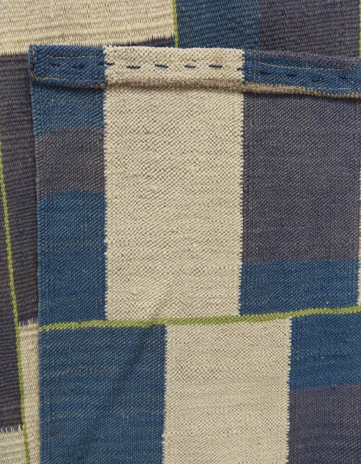 Detail image of  7' 9 x 10'  Hand Woven Kilim Modern Wool Rug