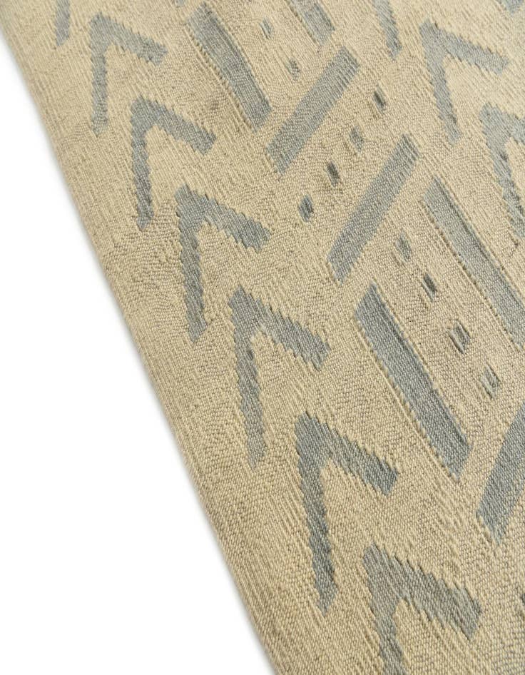 Detail image of  7' x 9' 7  Hand Woven Kilim Modern Wool Rug