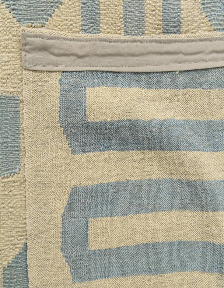 Detail image of  6' 9 x 9' 8  Hand Woven Kilim Modern Wool Rug