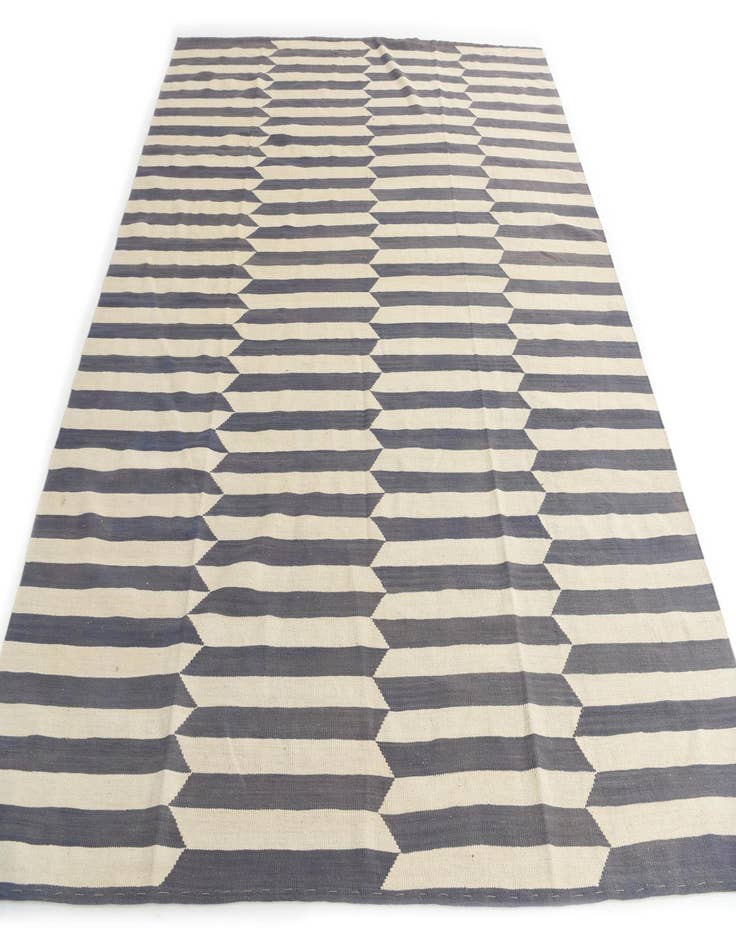 Detail image of  8' 3 x 9' 8  Hand Woven Kilim Modern Wool Rug