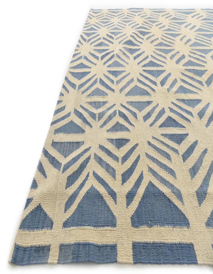 Detail image of  7' 3 x 9' 5  Hand Woven Kilim Modern Wool Rug