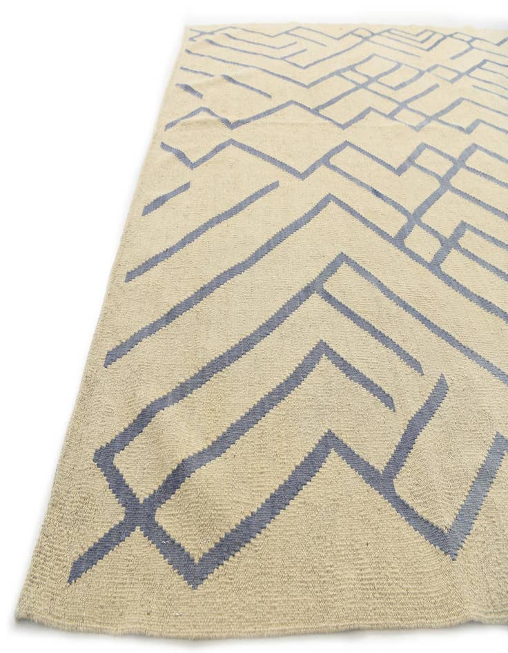 Detail image of  6' 10 x 9' 5  Hand Woven Kilim Modern Wool Rug