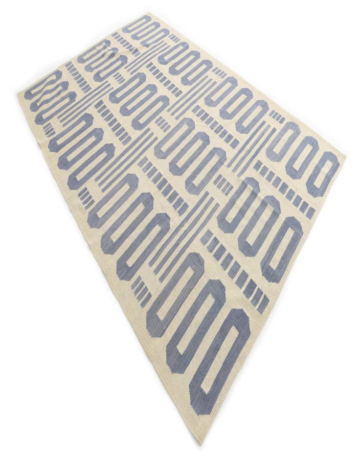 Detail image of  6' 7 x 9' 8  Hand Woven Kilim Modern Wool Rug