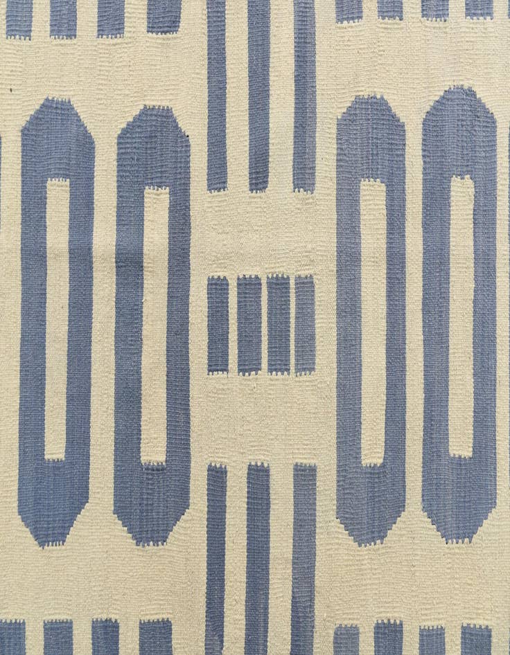 Detail image of  6' 10 x 9' 9  Hand Woven Kilim Modern Wool Rug