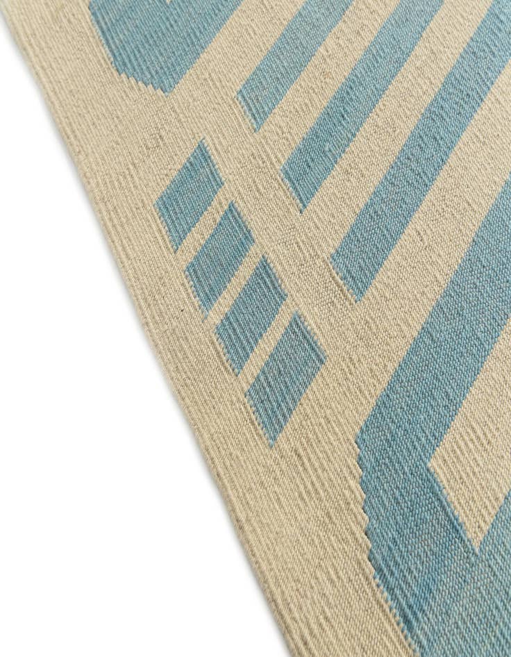 Detail image of  6' 7 x 9' 9  Hand Woven Kilim Modern Wool Rug
